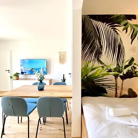 Appartamento Jungle Suite Mit Balkon I Parkplatz I Zentrum